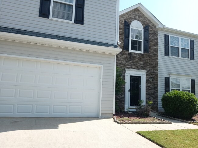 Foto del edificio - 1650 Ivey Pointe Ct