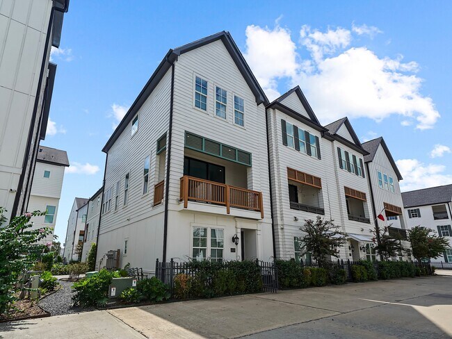 Foto del edificio - 3411 Timbergrove Heights St.