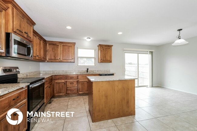Building Photo - 427 Sunflower Dr