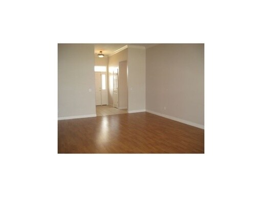 Building Photo - 707 Arcadia Dr