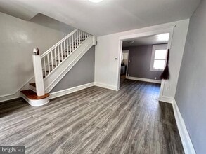 Building Photo - 3948 Howland St
