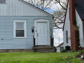 Building Photo - 1719 Johnson Ave