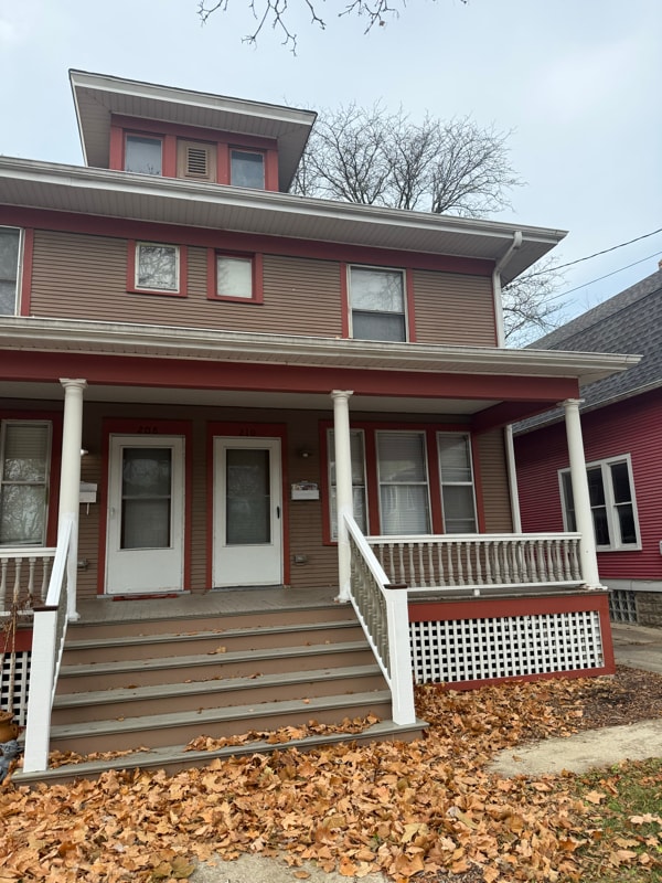 Primary Photo - 208-212 Blackhawk St