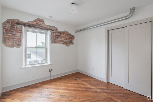 2 habitaciones, 1 baño - 705 pies cuadrados - Dormitorio - Quaker Safety Lofts