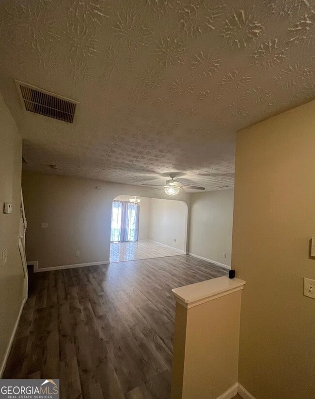 Building Photo - 703 Georgetown Ct