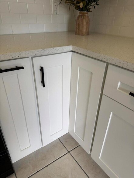 Building Photo - 1156 Grandview Cir