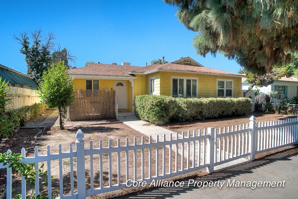 Foto principal - 18538 Nordhoff St