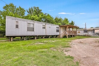 Building Photo - 10821 TX-150