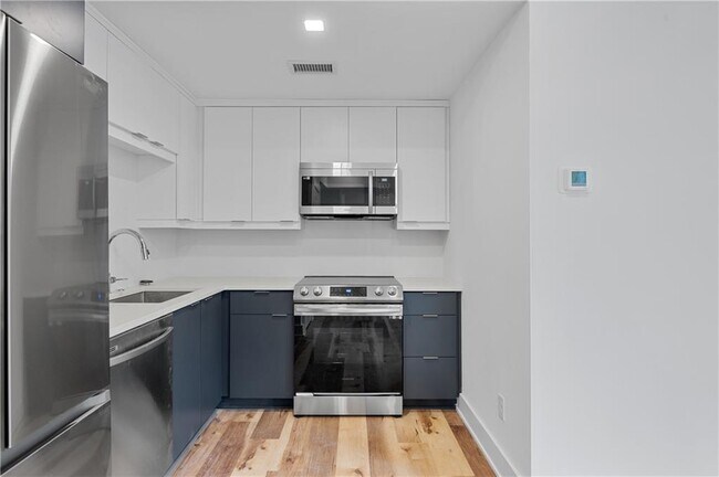 Foto del edificio - 2909 Peachtree Rd NE