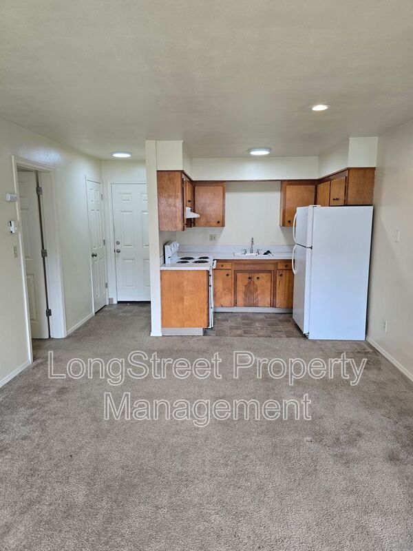 Foto del edificio - 915 SW Adams Ave