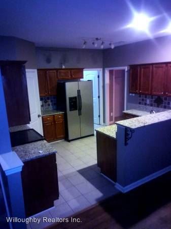 Building Photo - 10176 Eveninghill Dr