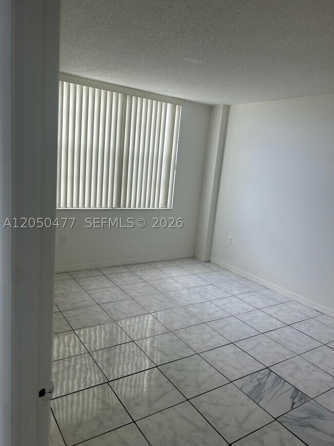 Building Photo - 15600 NW 7th Ave