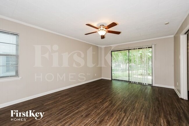 Building Photo - 1805 Dorothy Dr