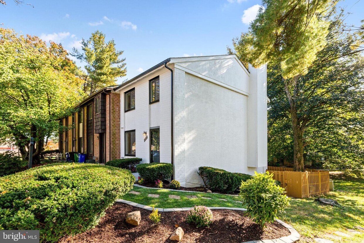 6590 Woven Moonbeam, Columbia, MD 21045 Townhome Rentals in Columbia