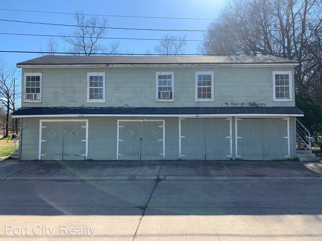 Primary Photo - 1 br, 1 bath House - 2470 Barbara