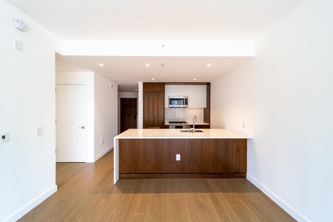 Foto del edificio - 75 Park Ln S