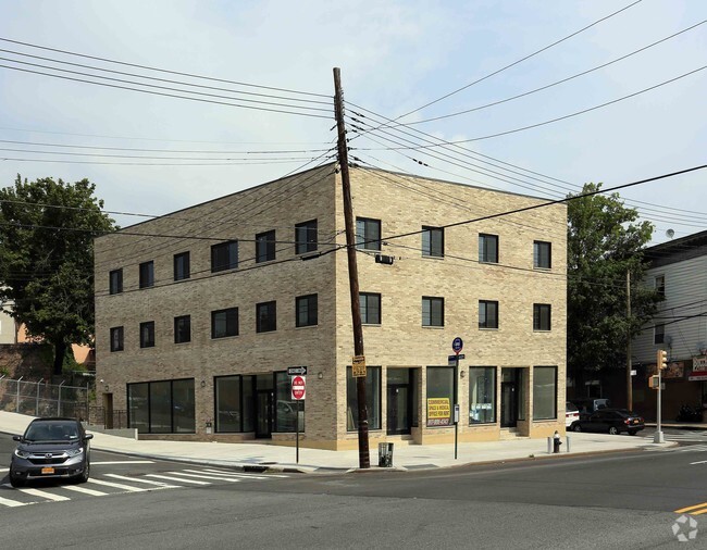 Foto del edificio - Morris Park Ave