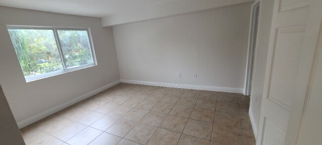 Building Photo - 15440 SW 284th St