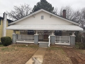 Building Photo - 1514 E 1st St