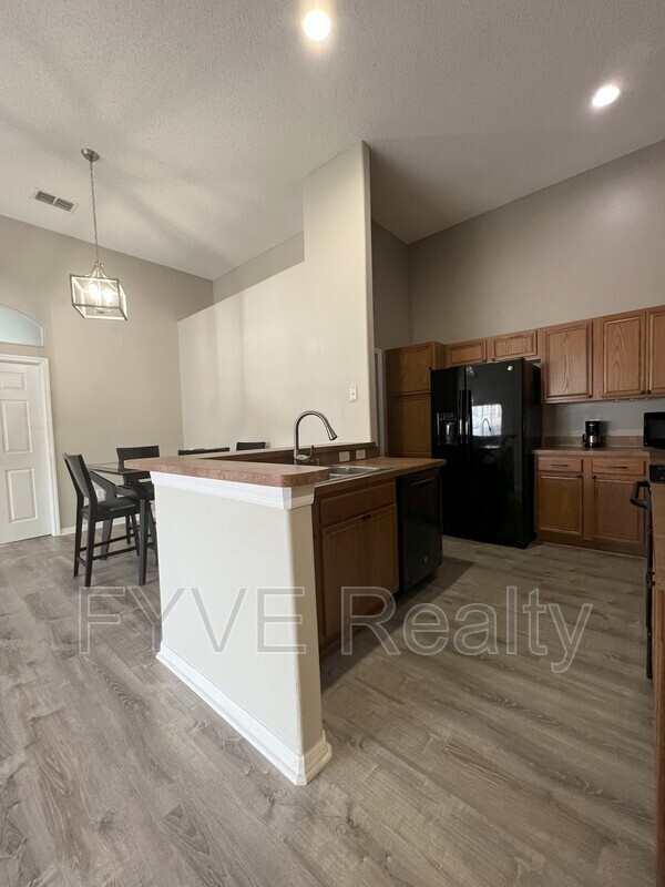 Foto del edificio - 2181 Island Walk Dr