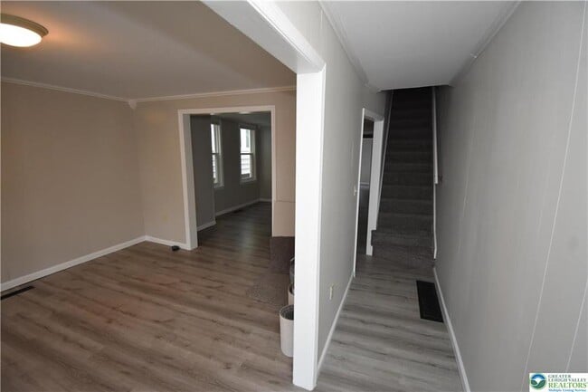 Building Photo - 329 N 9th St