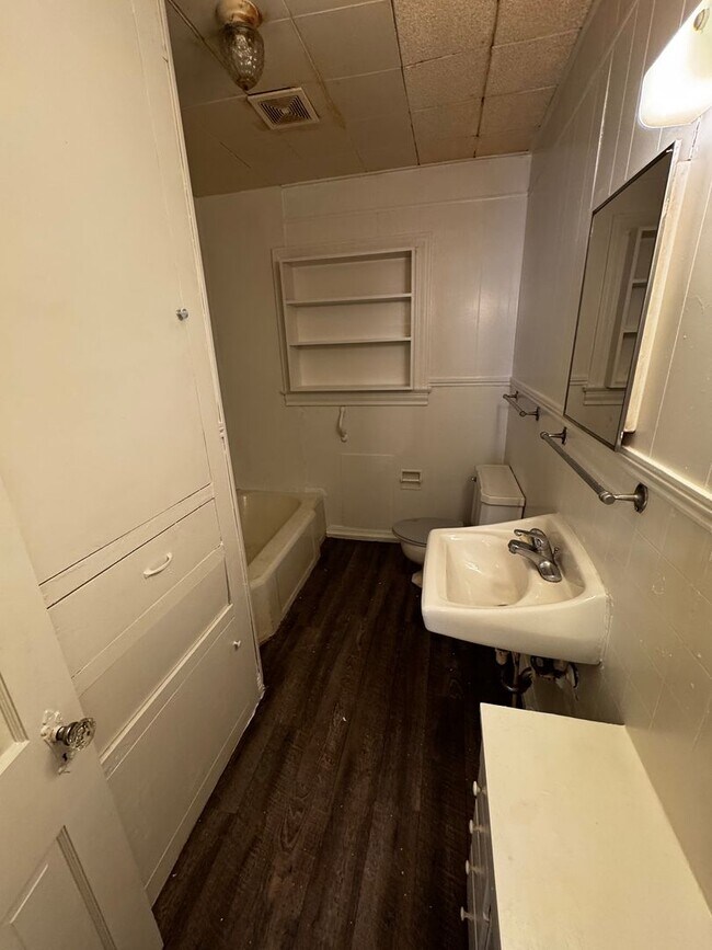 Building Photo - 1726 N 3rd St