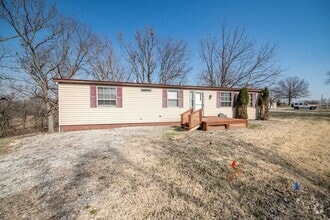 Building Photo - 10761 S Rte N