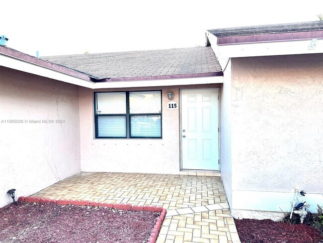 Building Photo - 7680 SW 156th Ct