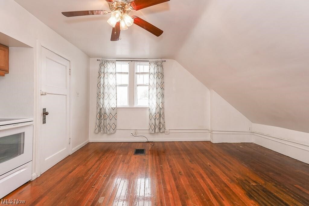 6610 Snow Rd Unit Up, Parma, OH 44129 Room for Rent in Parma, OH