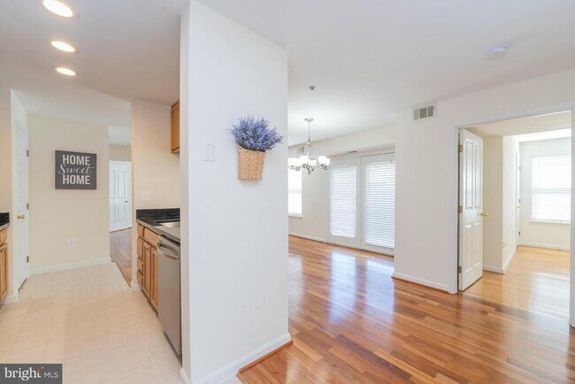 Foto del edificio - 4116 Monument Ct