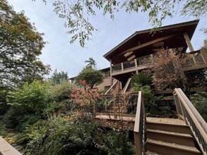 Building Photo - 4120 SW 4th Ave