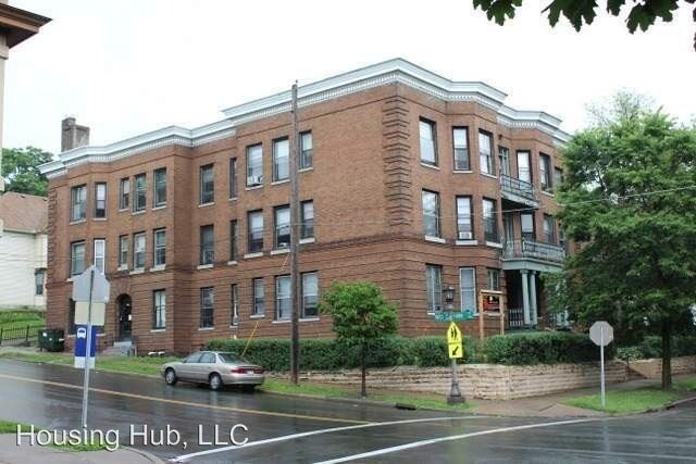 Primary Photo - 296 Bates Ave