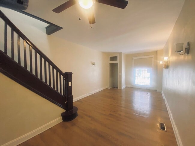 Building Photo - 2 br, 1.5 bath House - 708 N. STREEPER STREET