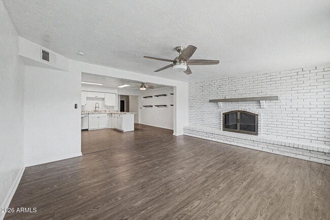 Building Photo - 1711 W Montecito Ave