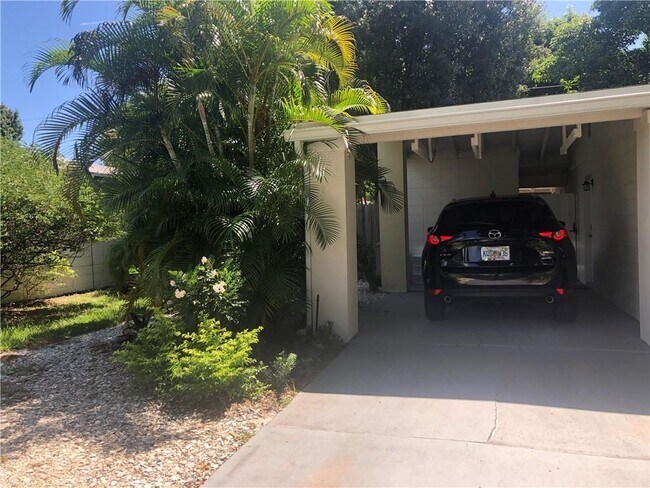 Foto del edificio - 730 18th Ave