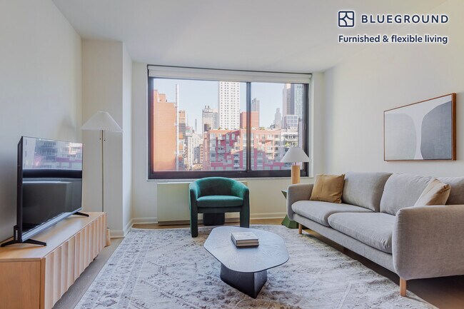 Building Photo - 180 W 20th St