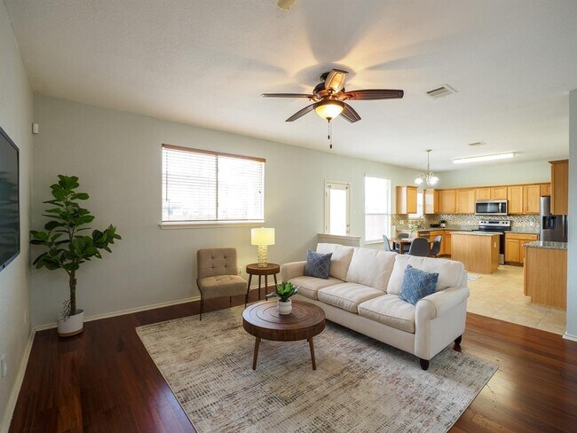 Foto del edificio - 13504 Richard Nixon St