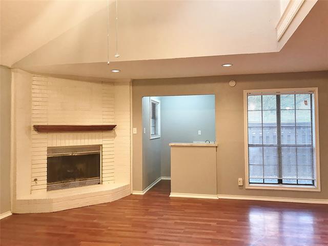 Foto del edificio - 1129 Bent Oaks Dr