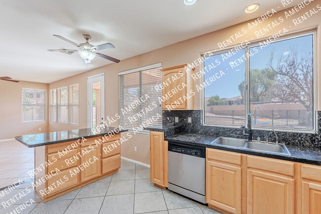 Foto del edificio - 20277 N 68th Dr