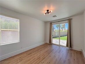 Building Photo - 599 Center Green Dr