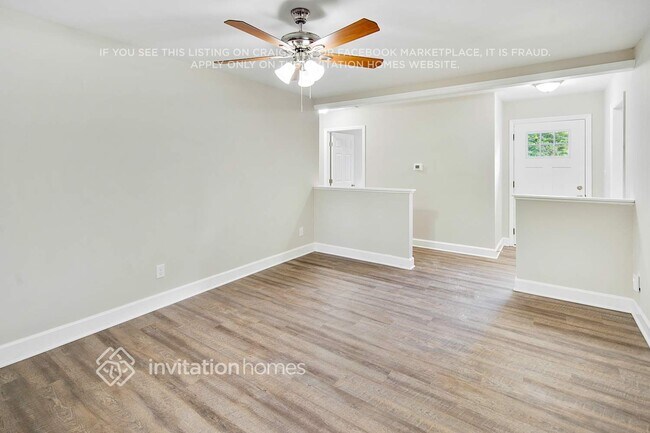 Foto del edificio - 5009 Brooktree Dr