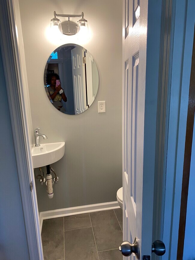 Bathroom on main floor - 615 Lexington Pl NE