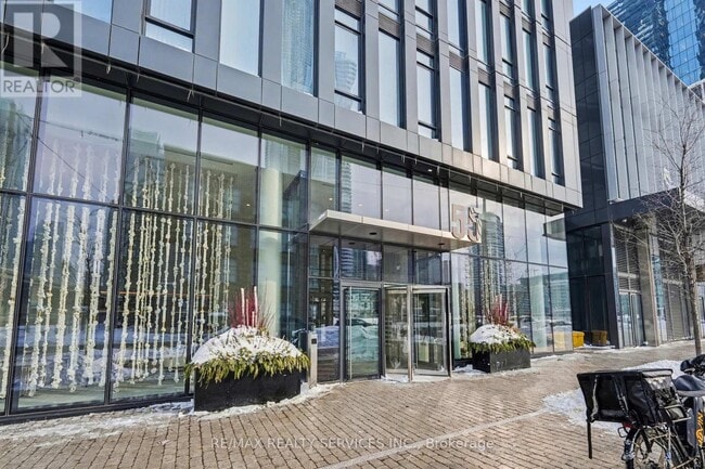 Photo du bâtiment - 55 Cooper St