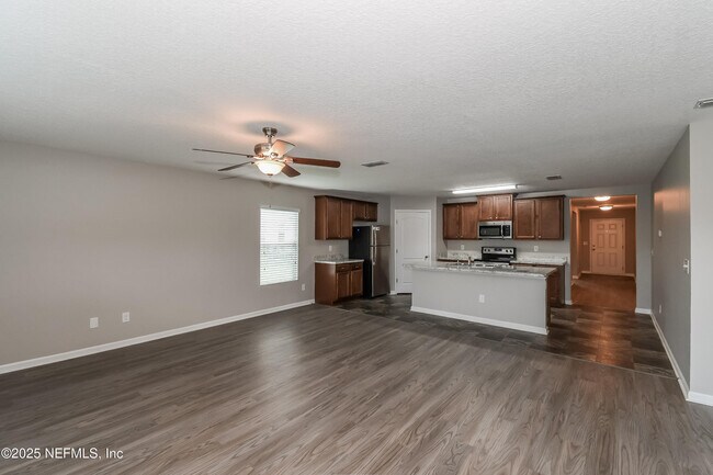 Foto del edificio - 9087 Gloucestershire Ct