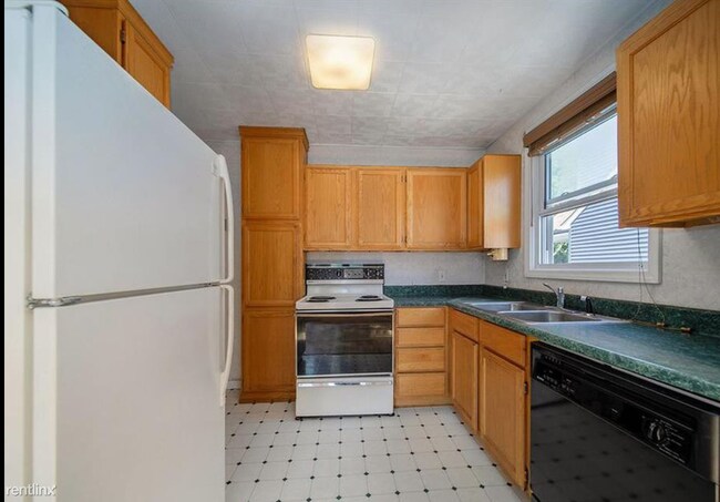 Building Photo - 3 br, 2 bath House - 24824 Dunning St