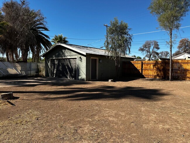 Foto del edificio - Charming Newly Remodeled 3 Bedroom 2 Bathr...