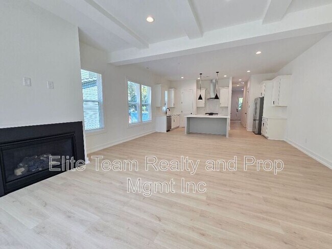 Foto del edificio - 511 Bowman Rd
