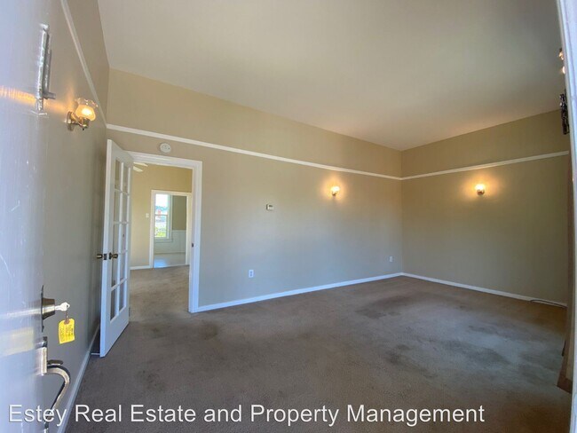 Building Photo - 1 br, 1 bath Apartment - 236 West H Street