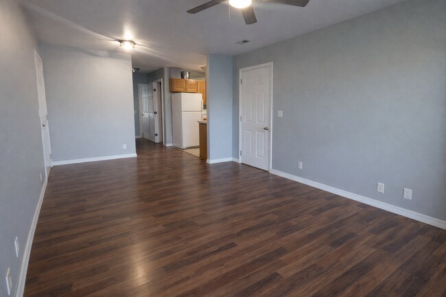 Building Photo - 1101-1107 Allen