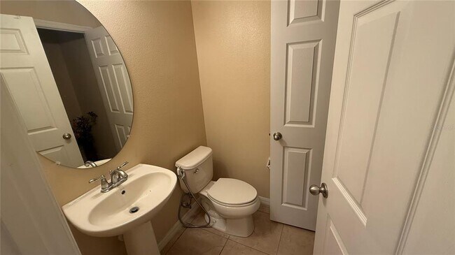 Foto del edificio - 9339 Cherry Palm Ln